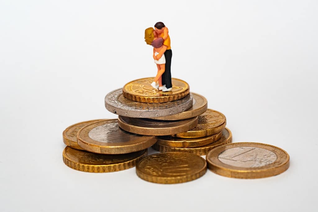 Obraz do wpisu rozdzielność majątkowa w trakcie trwania małżeństwa – możliwości, procedury, koszty.